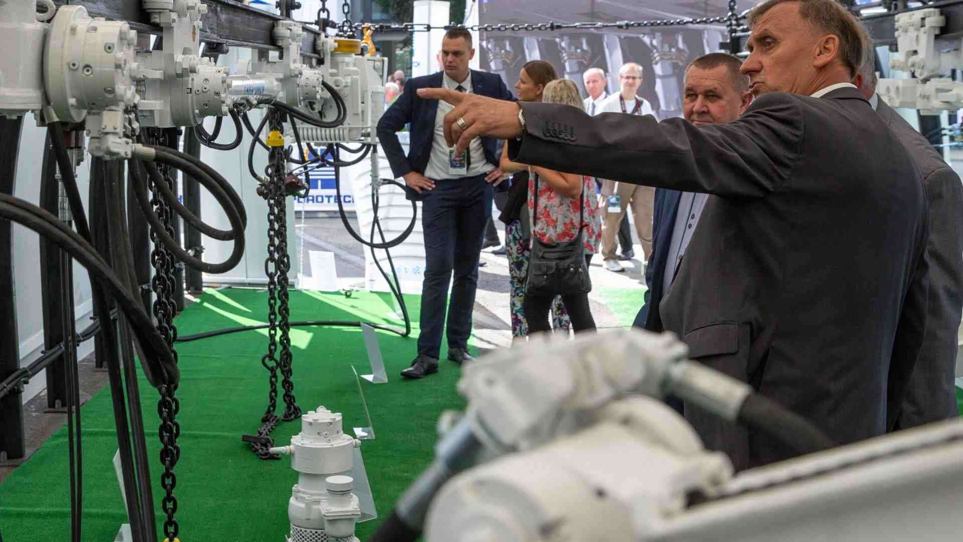 Se lo stato incentiva a restare piccoli, le piccole imprese muoiono