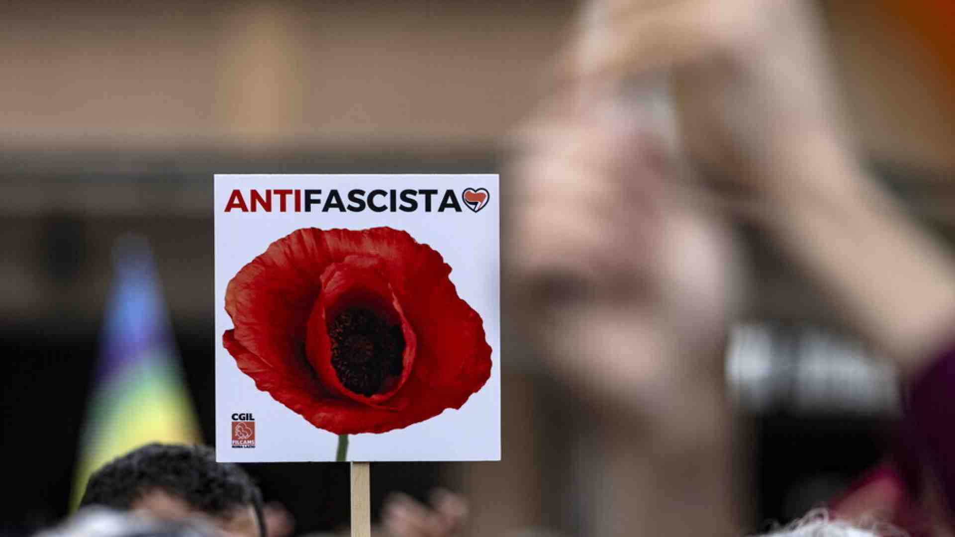 Sobrietà a chi? Perché il 25 aprile sarà un test sugli antifascisti di professione