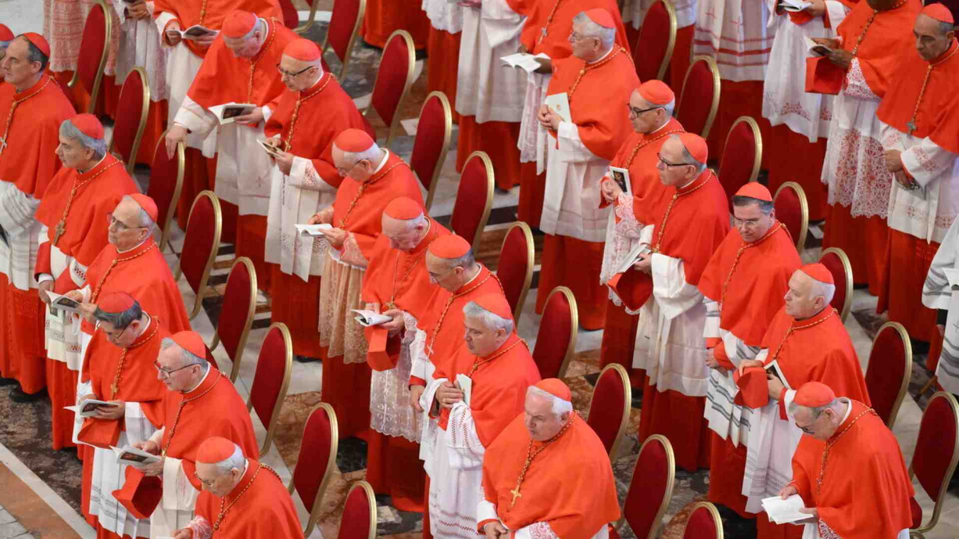 Contro il trionfalismo in morte del Papa che sa tanto di peronismo