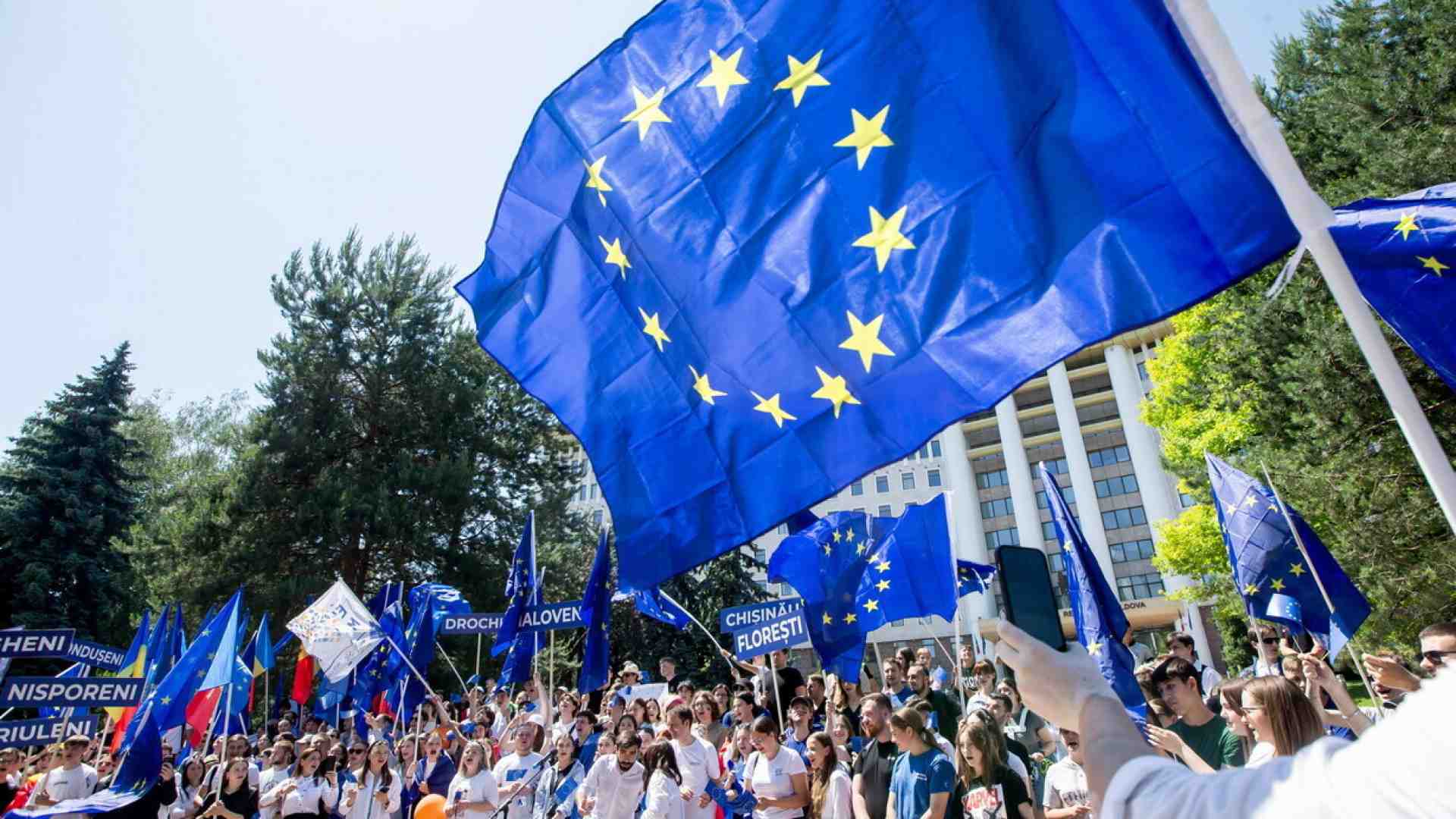 Perché le multe a Apple e Meta sono la spia di una patologia europea che frena l'innovazione