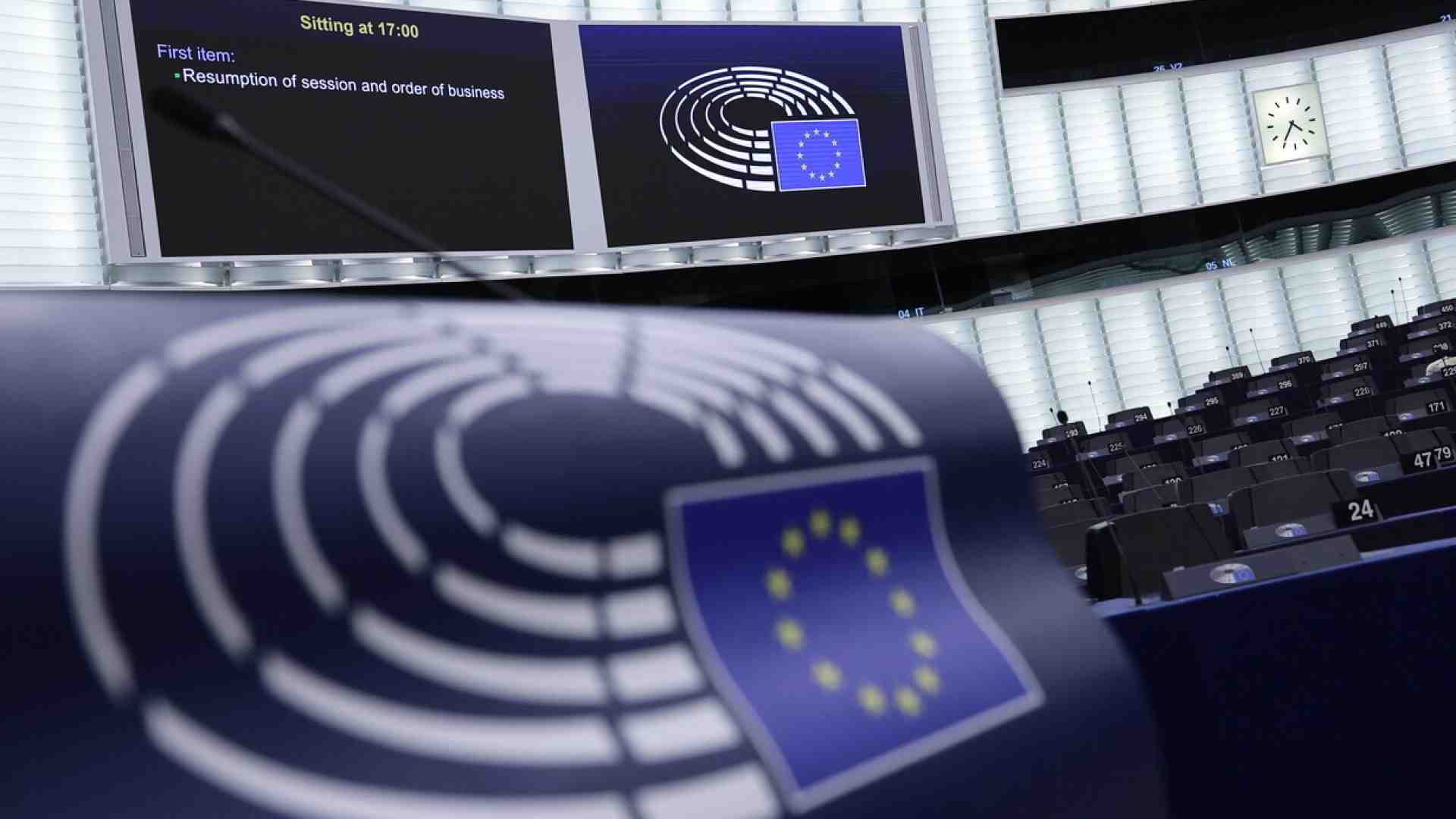 Il Pd si riallinea al Pse e vota (in solitaria) il Programma per l’industria europea della Difesa