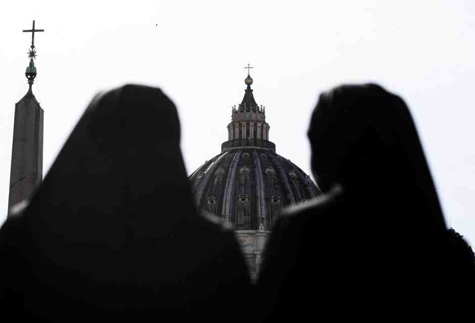 Le donne nella Chiesa sono tantissime, ma non contano nulla