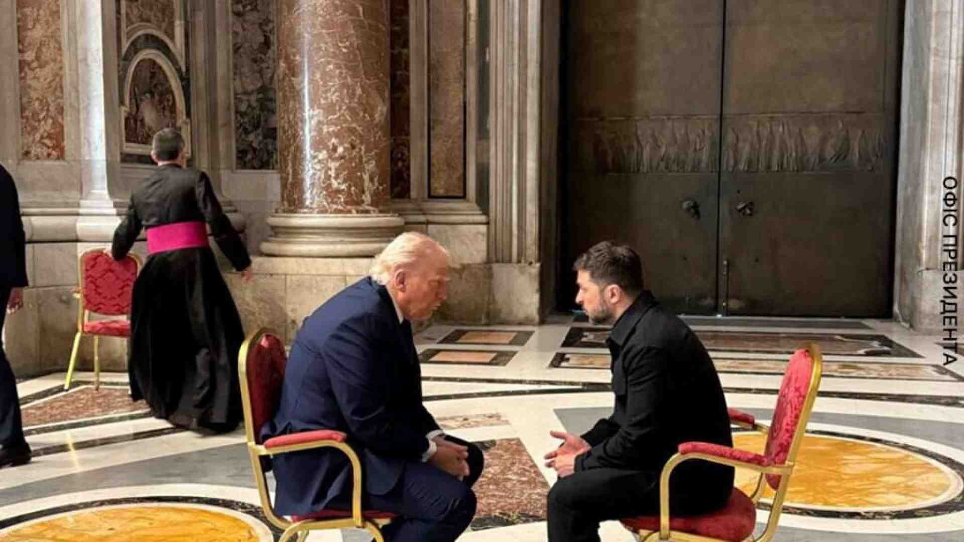 L'inedito incontro tra Trump e Zelensky all'interno della basilica di San Pietro