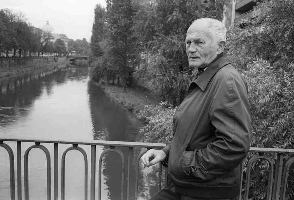 Hrabal, un baule strapieno di gente e uno scrittore che è la sua stessa lingua