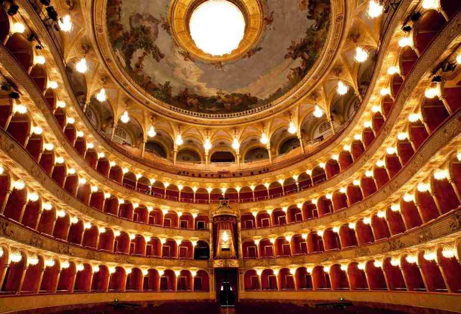 Metti una sera all’Opera Puccini e Dallapiccola, con tutto che va a meraviglia