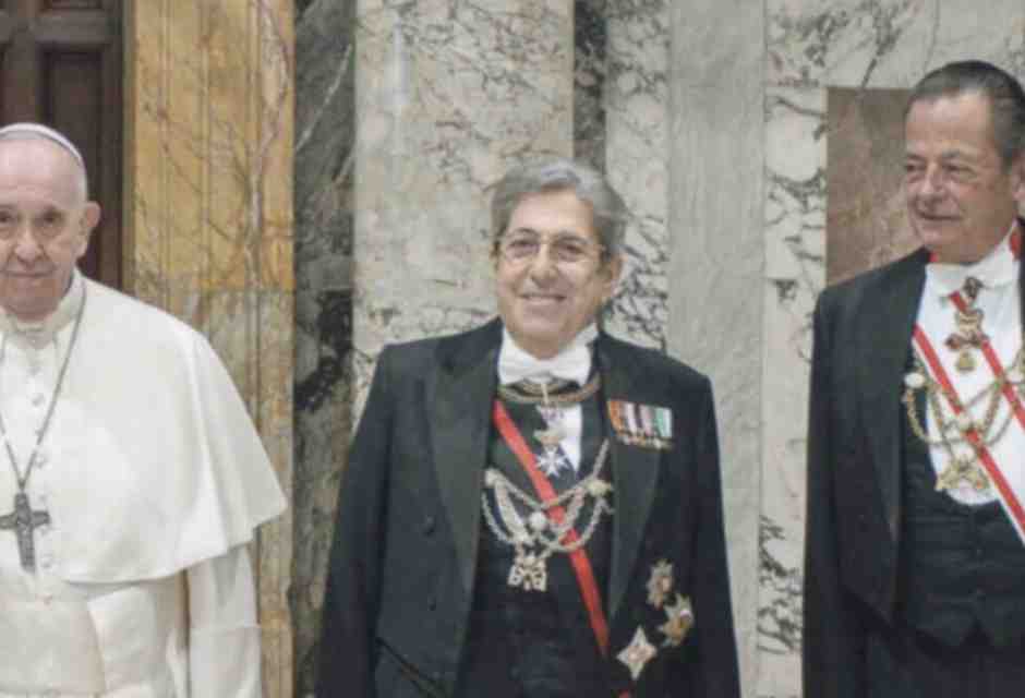 Aridatece il Papa Re