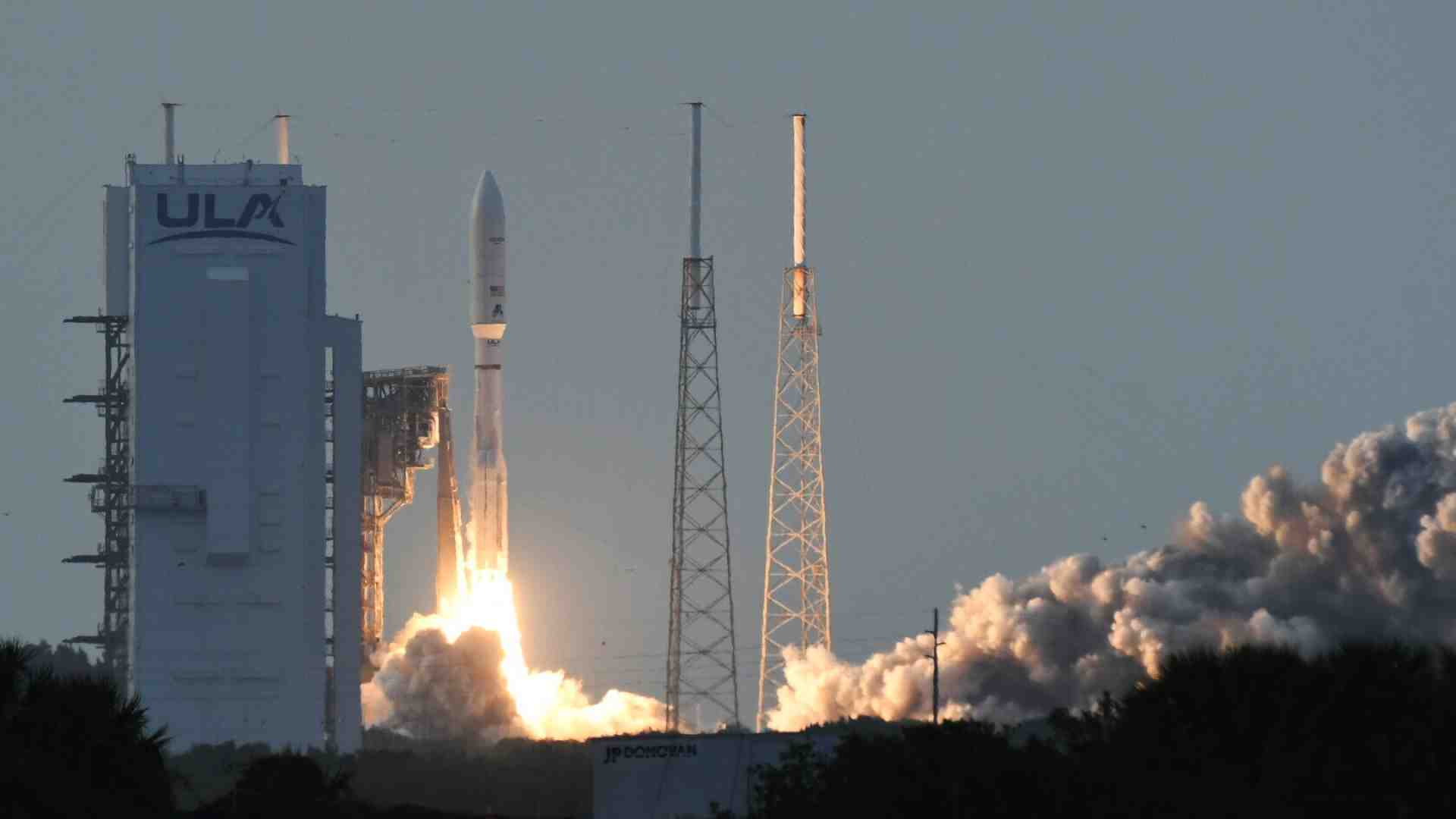 Amazon decolla ed entra nella corsa all'internet orbitale dominata da Starlink