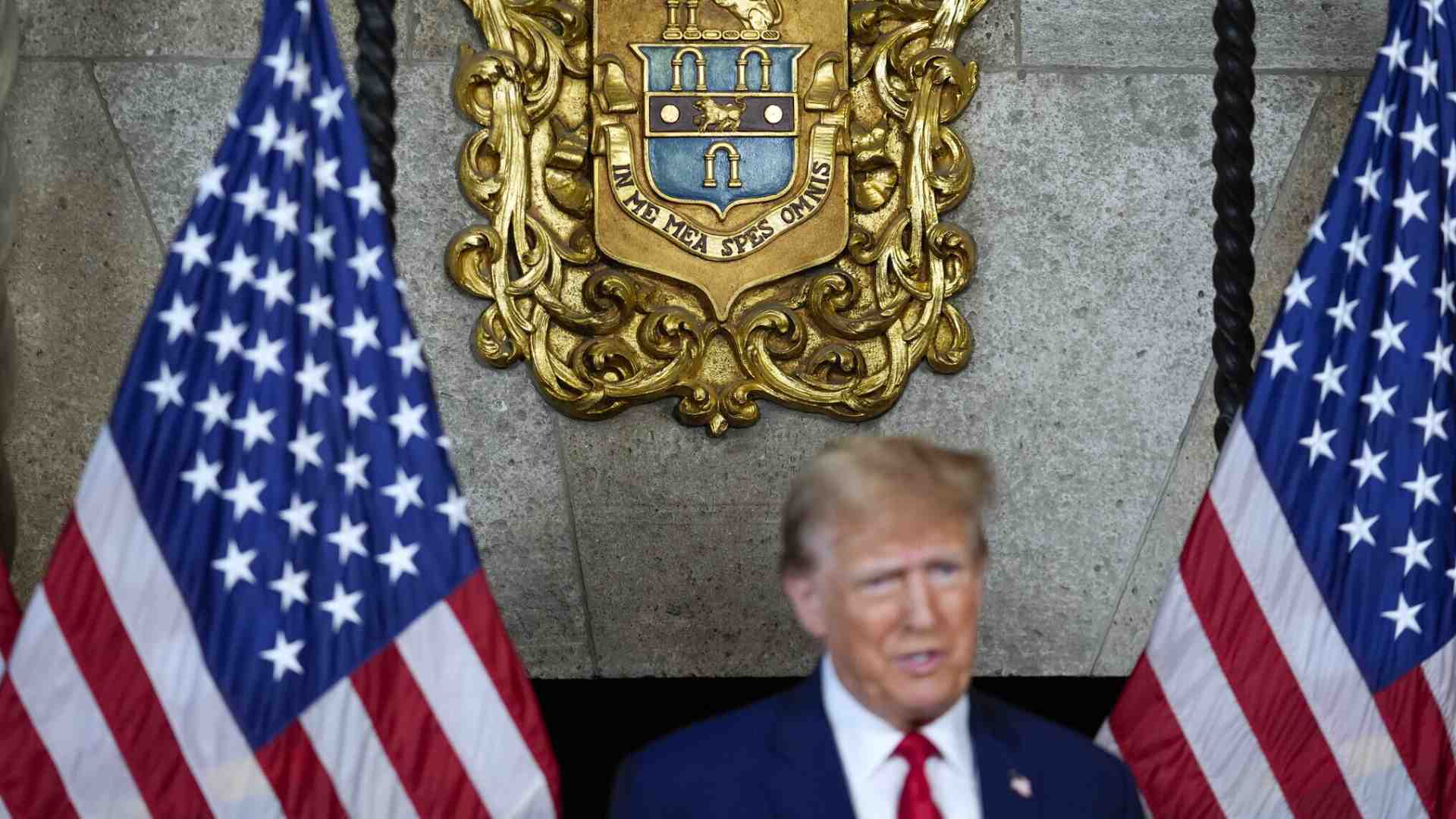 Trump si riscopre arredatore, con la mania dell'oro