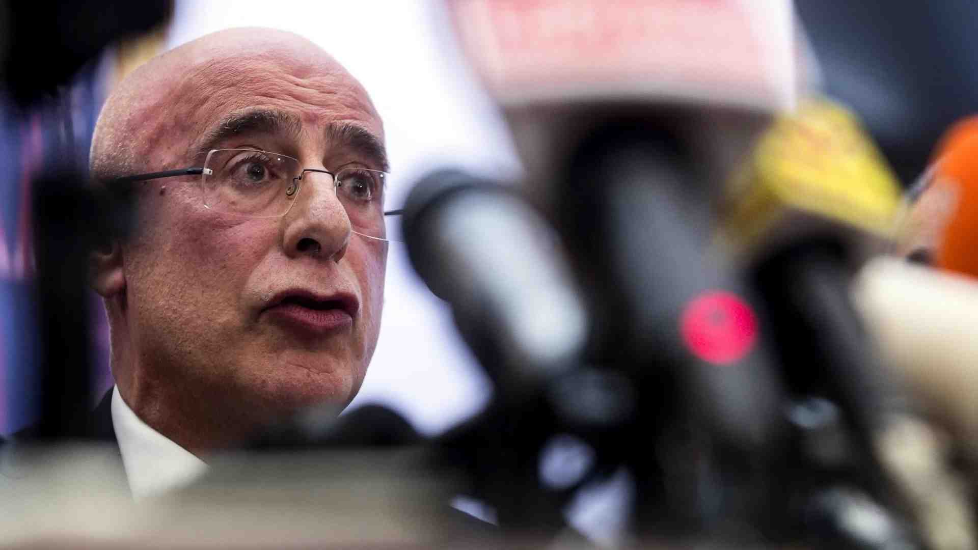 Intercettazioni a strascico e sospetti a vuoto. Il caso Prestipino e De Gennaro