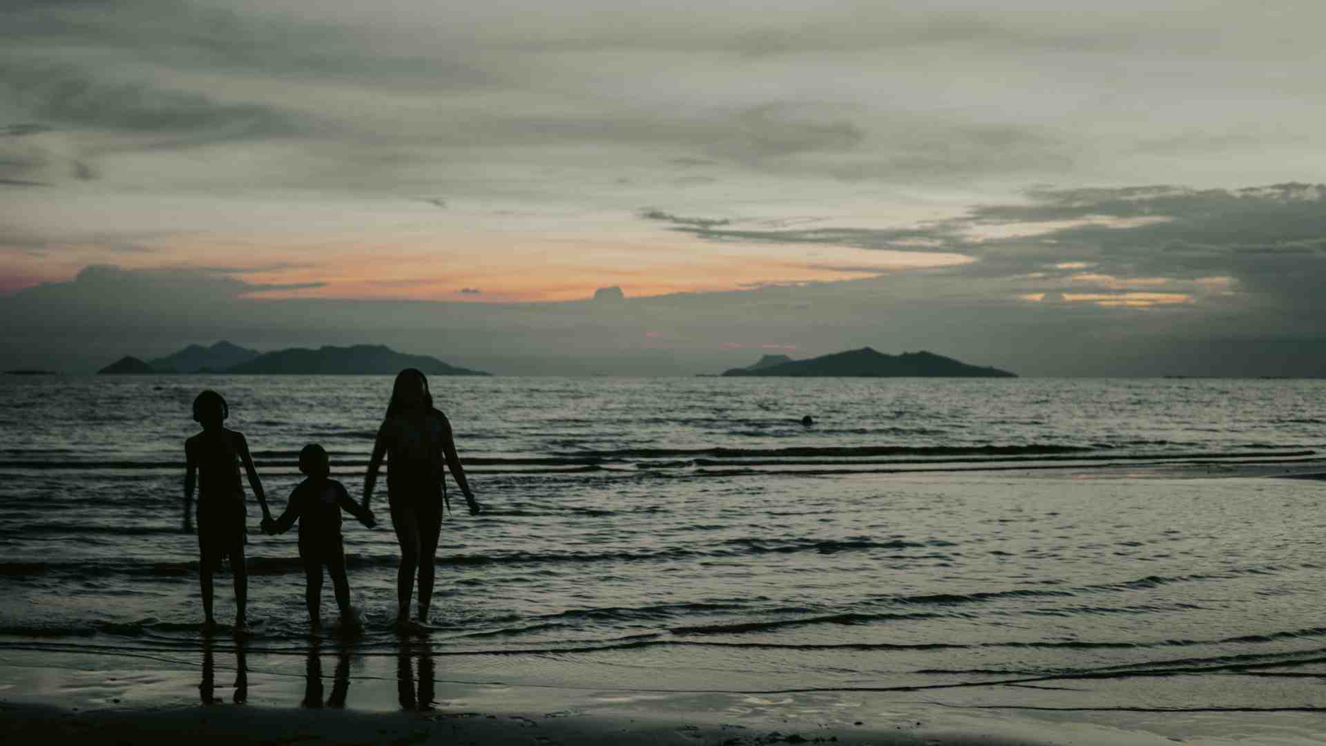 Tremi chi è innocente, un romanzo familiare arricchito dalla tensione del noir