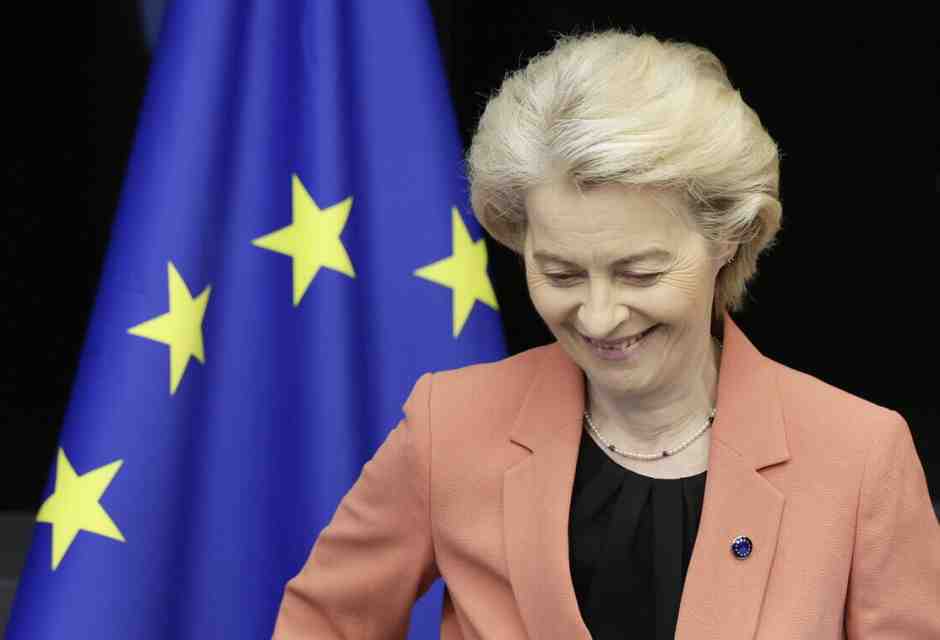 Il piano europeo per porre fine alla dipendenza energetica dalla Russia: stop entro il 2027