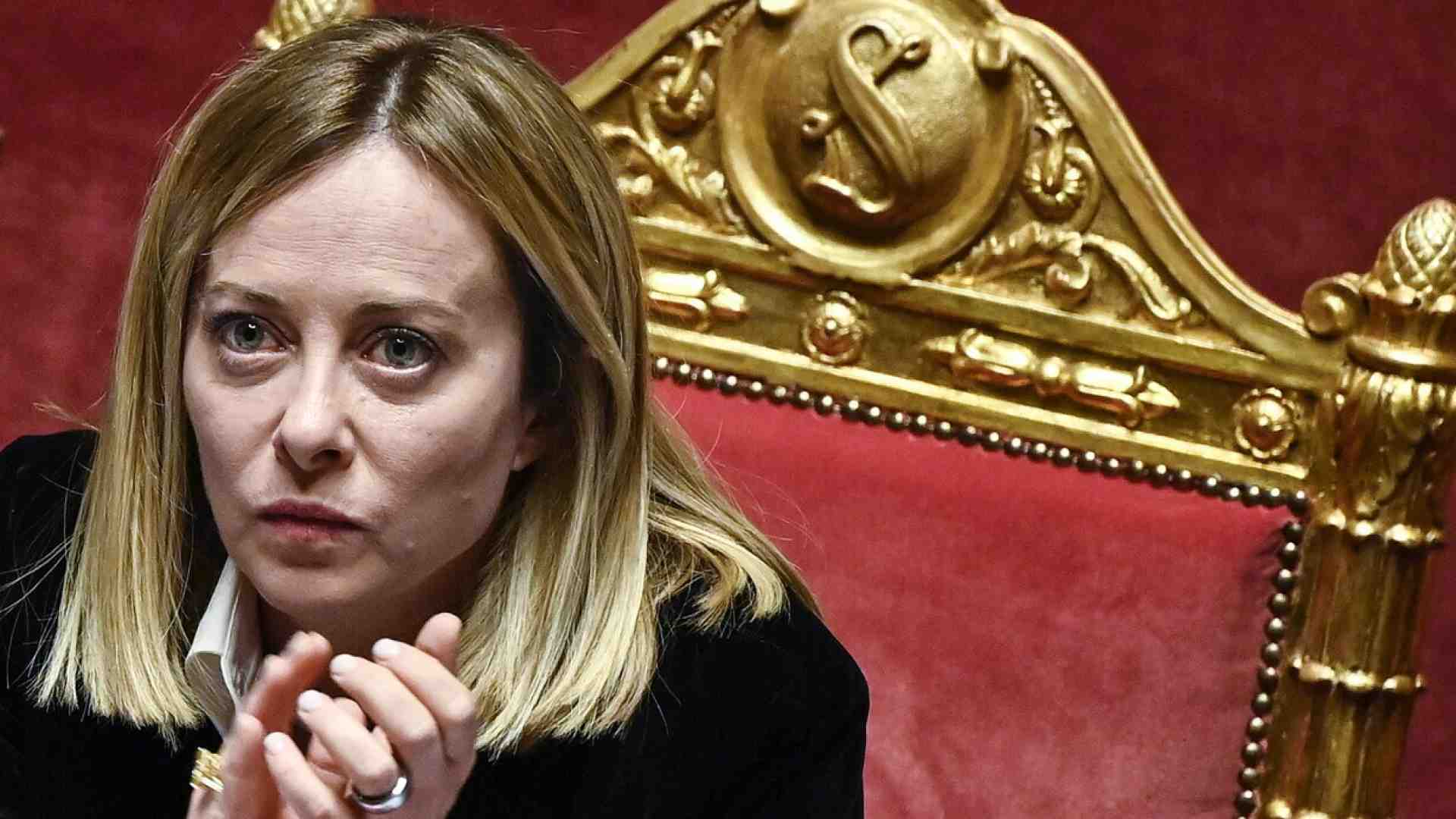 Meloni in Senato: "La libertà ha un prezzo: entro il 2025 la Difesa al 2 per cento del pil"