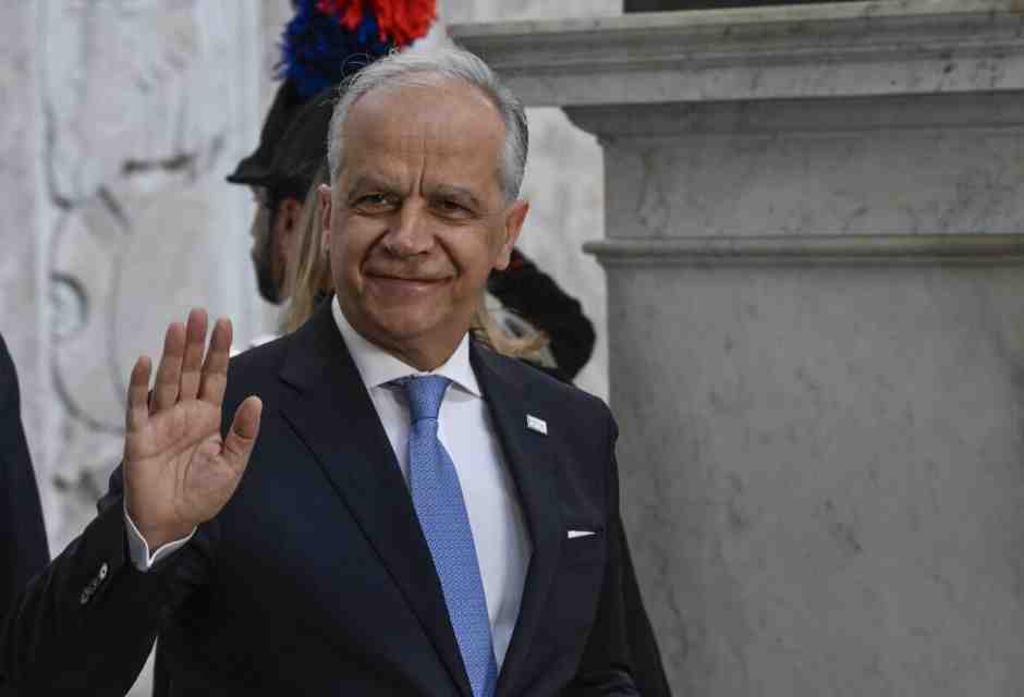 Piantedosi in Pakistan durante l'attacco dell'India: "Nessun riflesso della crisi". Ma lo spazio aereo è bloccato