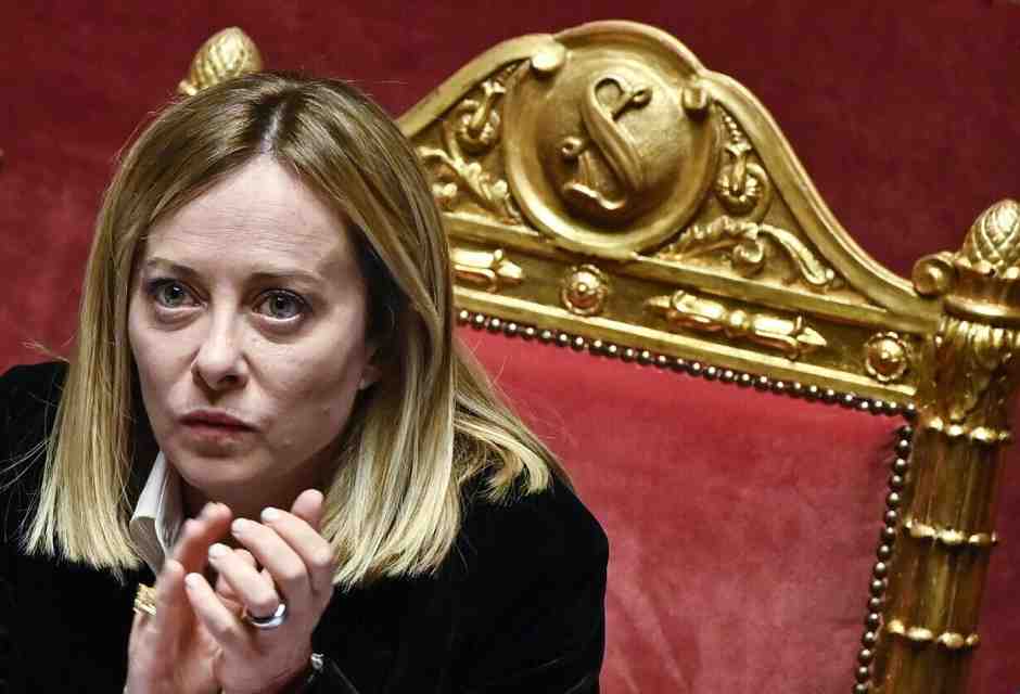 Meloni in Senato: "La libertà ha un prezzo: entro il 2025 la Difesa al 2 per cento del pil"