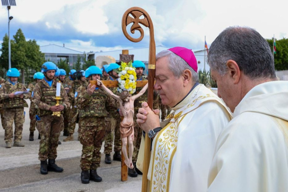 L'arcivescovo Santo Marcianò, ordinario militare per l'Italia, apre l’Anno Santo nella chiesa giubilare del contingente italiano Unifil nel sud del Libano - Ministero della Difesa