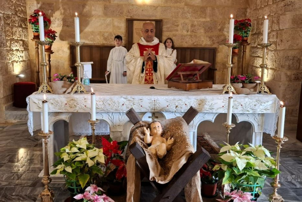 Padre Toufic Bou Mehri, parroco dei libanesi di rito latino del Libano meridionale, nella parrocchia di Tiro - Avvenire