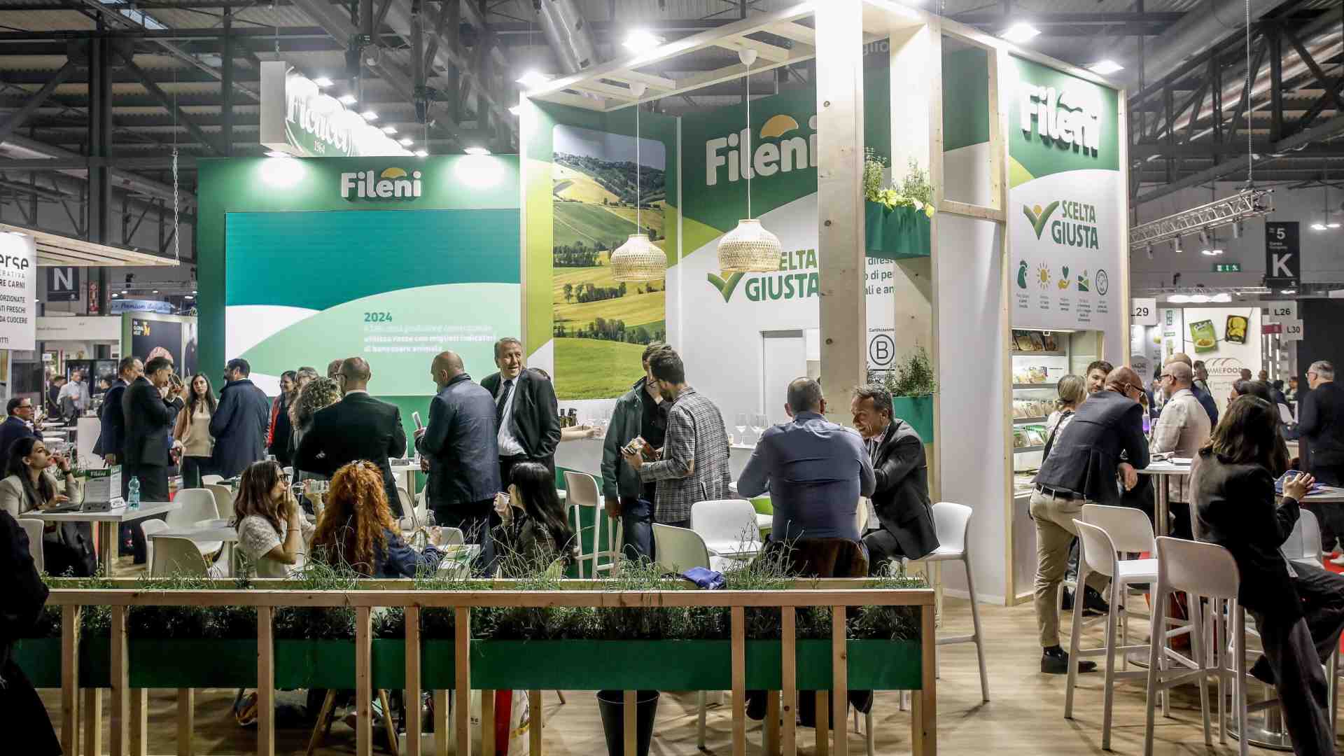 Chi vende caciotte si veste meglio di chi traffica libri