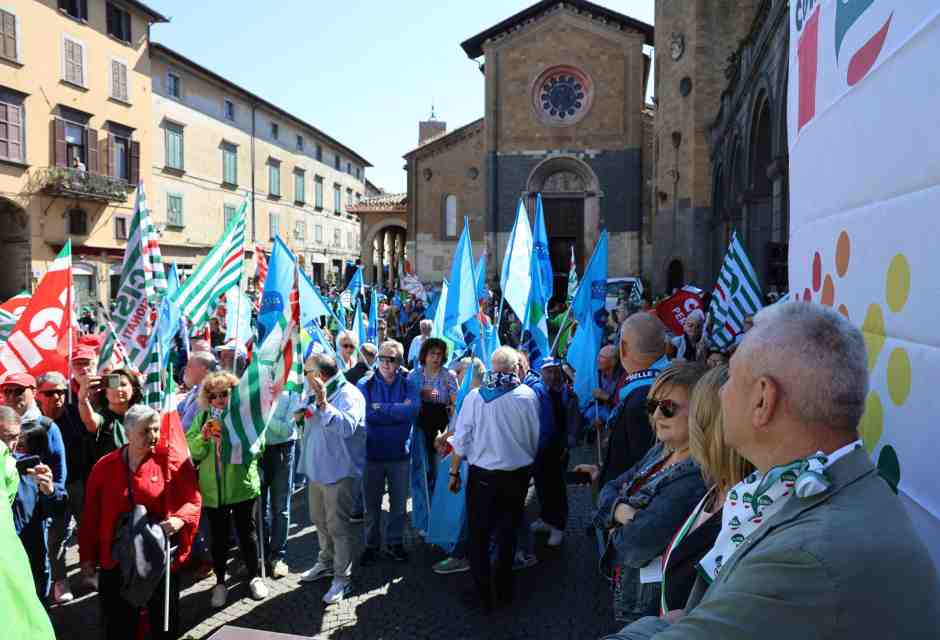 Questione salariale: le proposte sbagliate e le riforme possibili