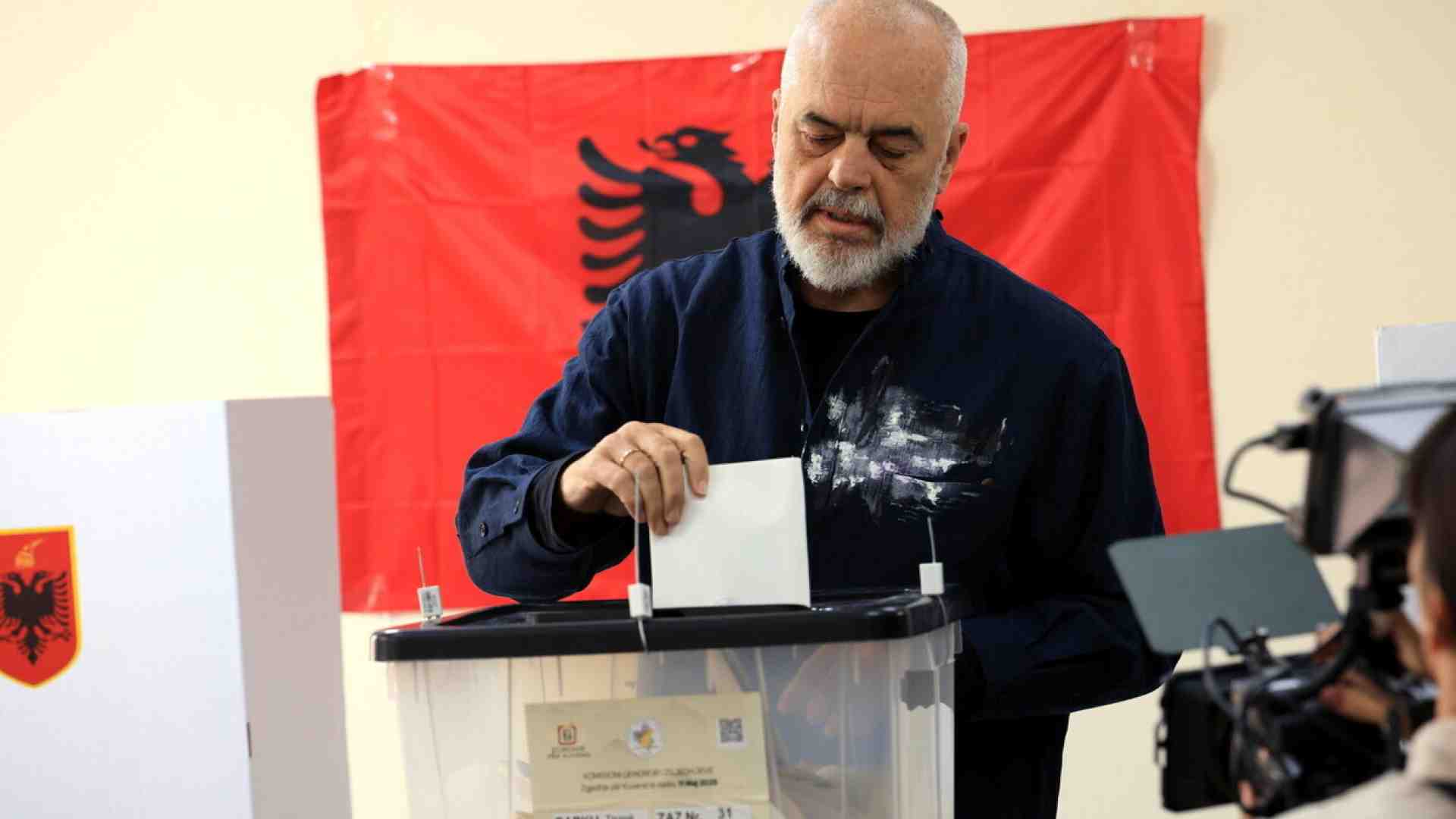 Edi Rama verso la conferma in Albania