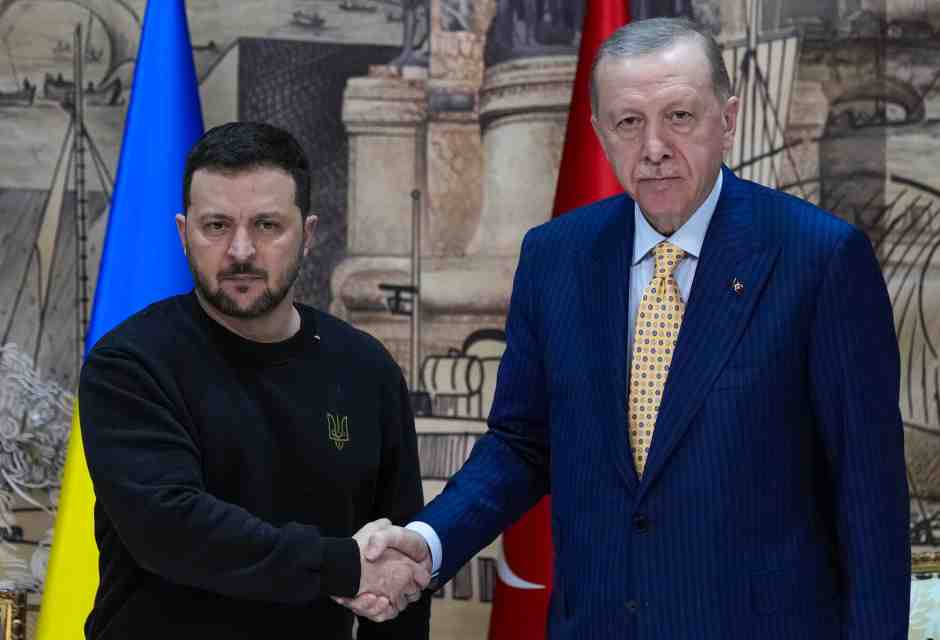 Zelensky azzera gli imbrogli di Putin e dice: ci vediamo di persona a Istanbul