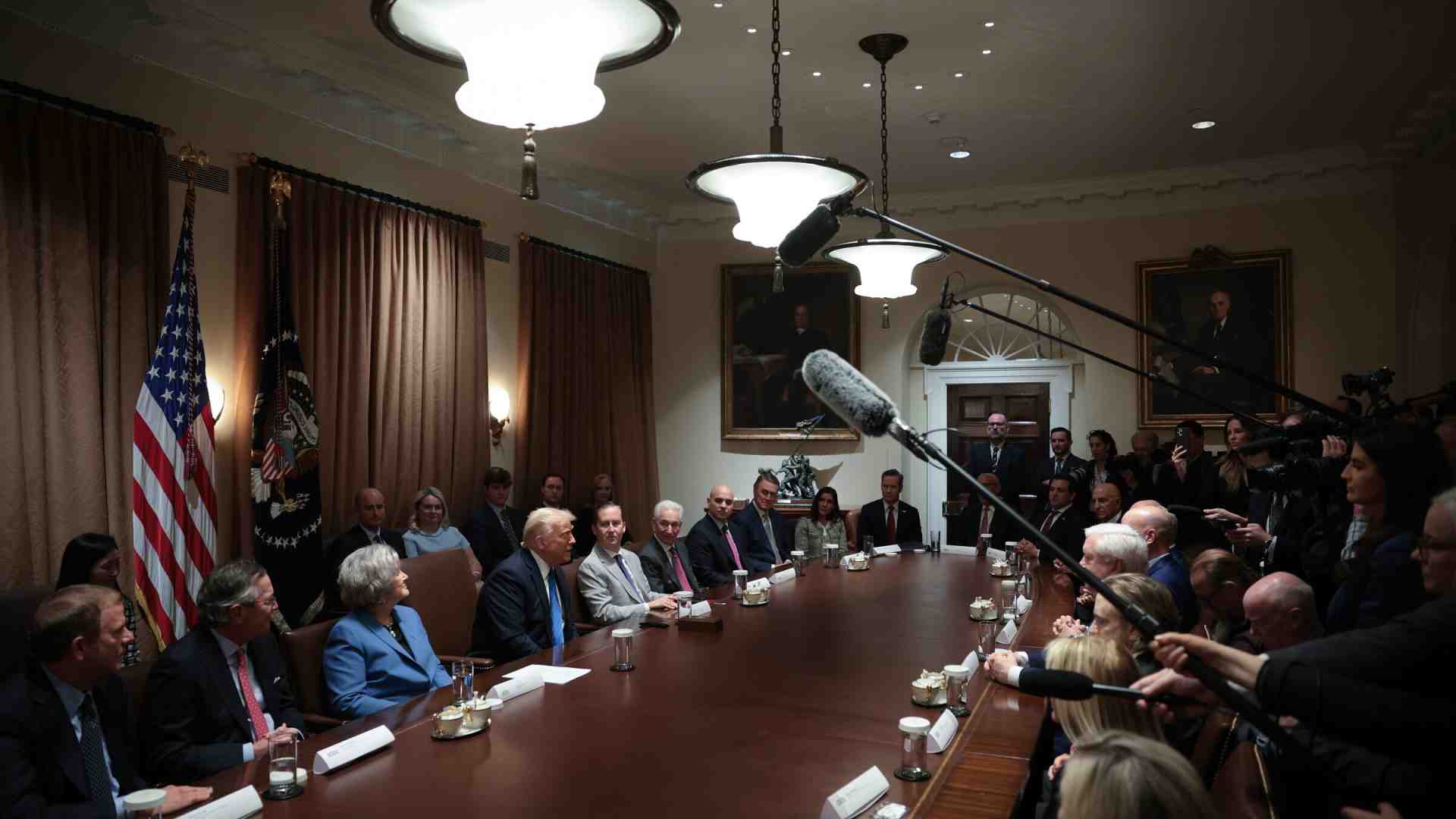 How should U.S. media respond to Trump’s attacks on the free press?