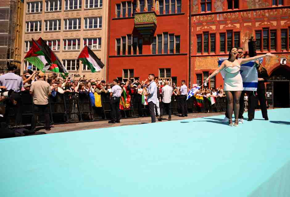 Essere una cantante israeliana all'Eurovision: Yuval Raphael minacciata e contestata