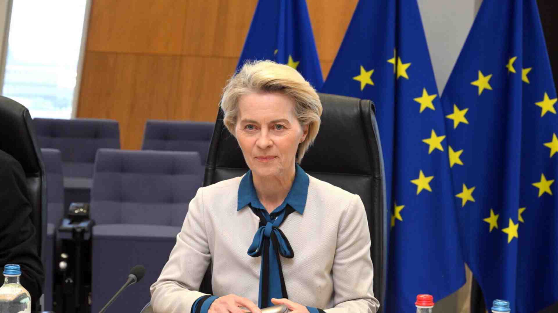 Il tribunale dell'Ue infligge un duro colpo a von der Leyen: illegittimo negare l'accesso ai documenti sul Pfizergate