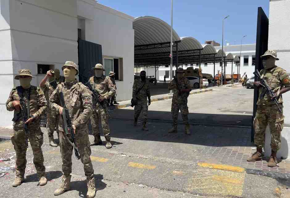 Dabaiba fa fuori Ghnewa e prova a fare “l’uomo forte” di Tripoli