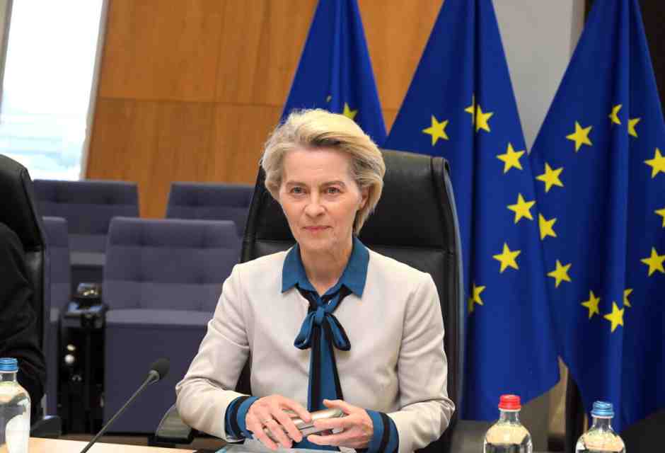 Il tribunale dell'Ue infligge un duro colpo a von der Leyen: illegittimo negare l'accesso ai documenti sul Pfizergate
