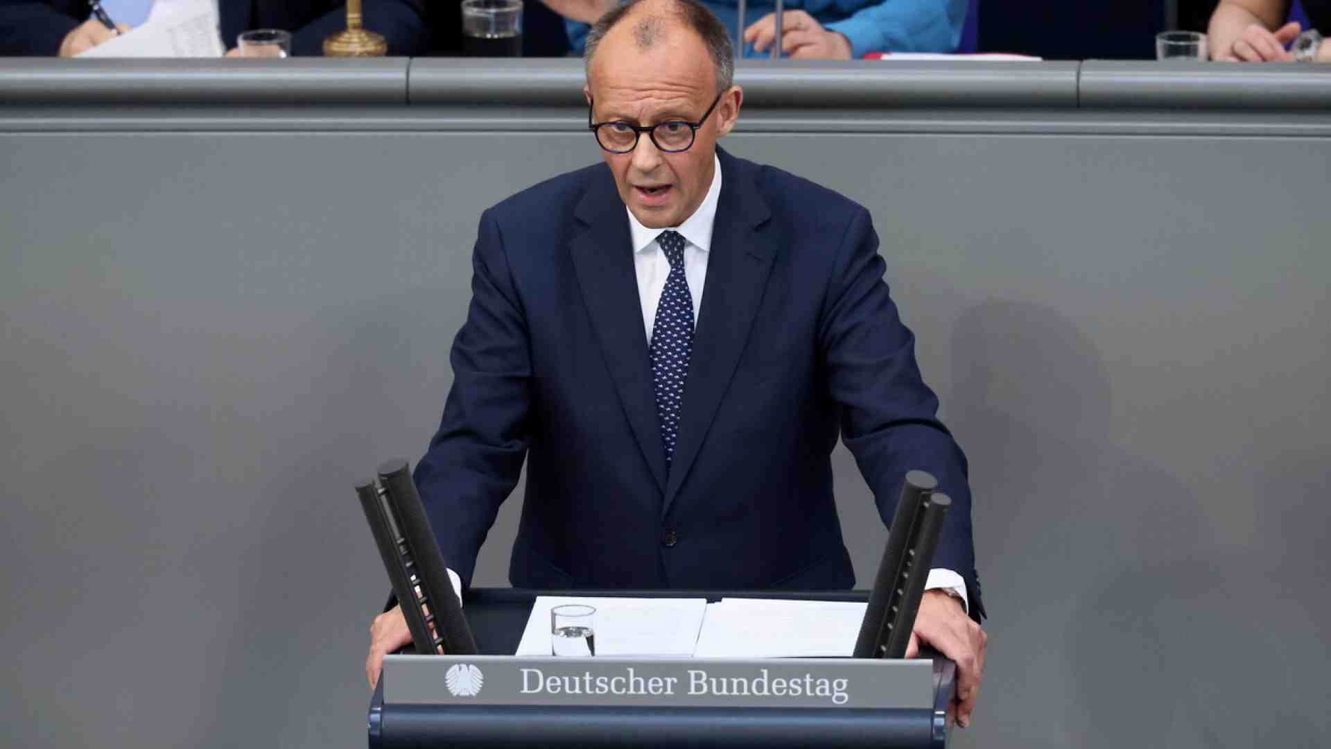 Il primo discorso di Merz al Bundestag