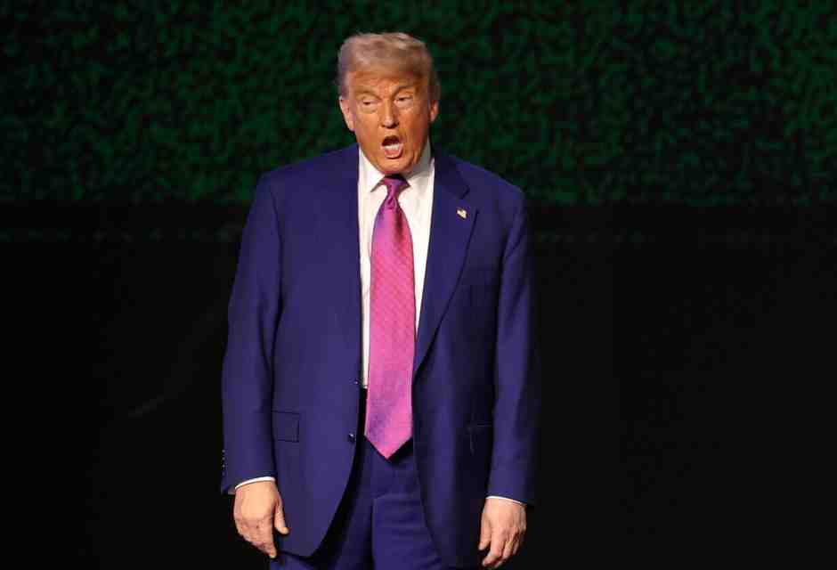 I legami trumpiani col Qatar e la folle apertura all’Iran: “Non esistono nemici permanenti”