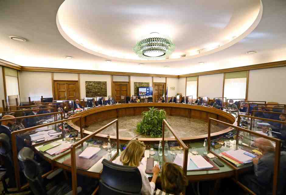 Il Csm ricuce lo strappo con i pm antimafia: lunedì il vertice