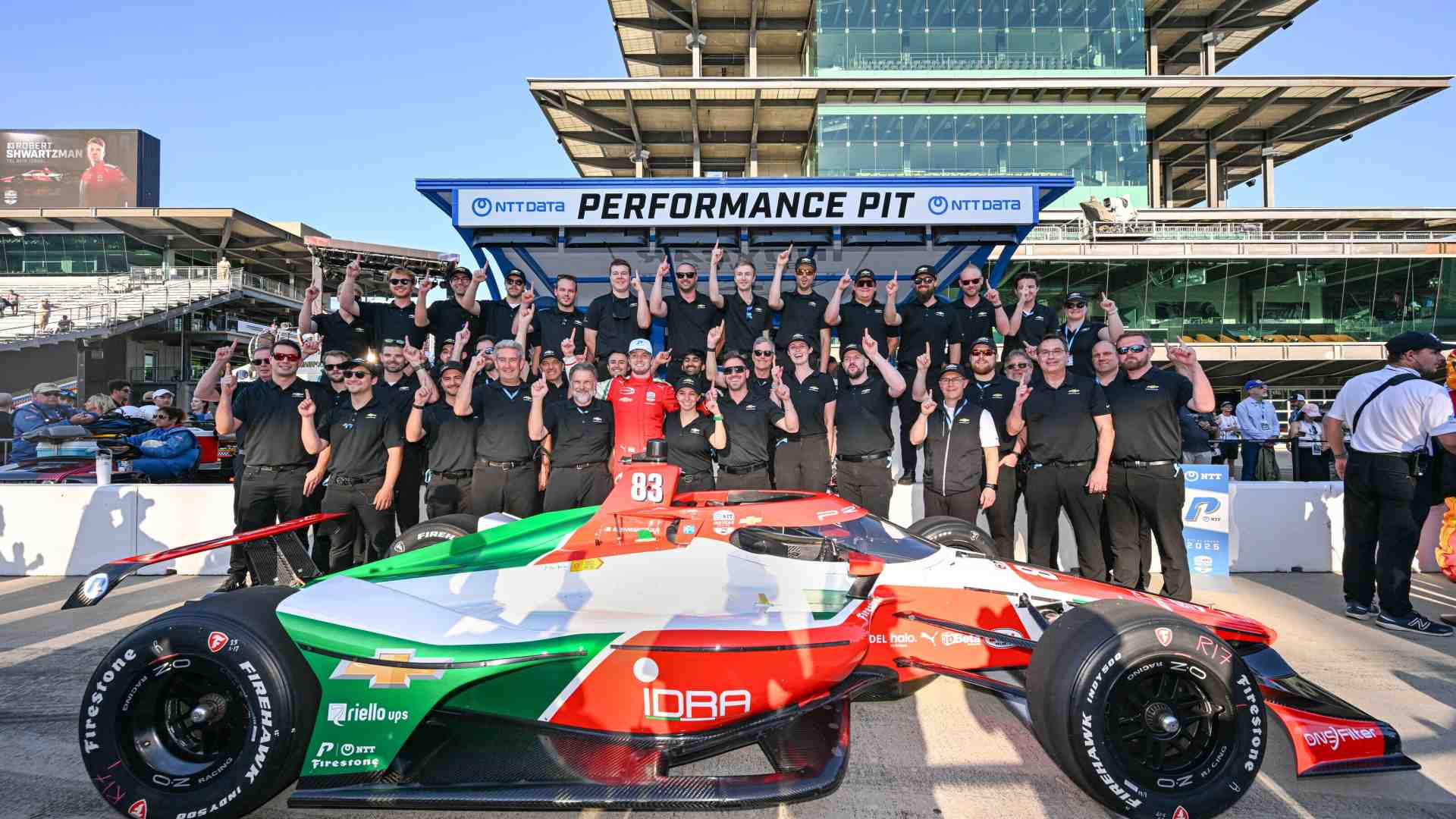 La Prema conquista la pole position nella 500 miglia di Indianapolis