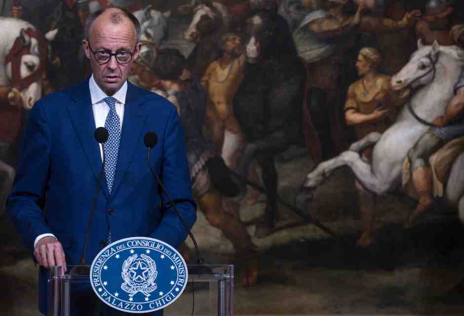 Merz appoggia la Francia sull'energia atomica