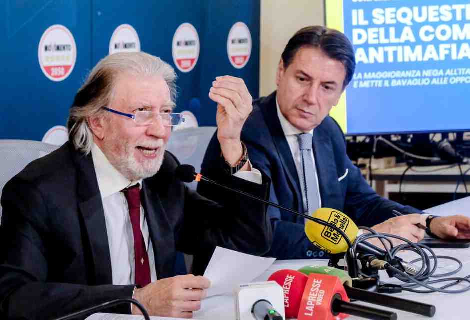 Il M5s attacca Mori riesumando il mito della trattativa stato-mafia, bocciato dai giudici
