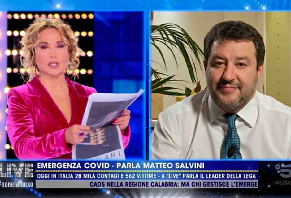 Salvini vuole portare Barbara D'Urso in Rai