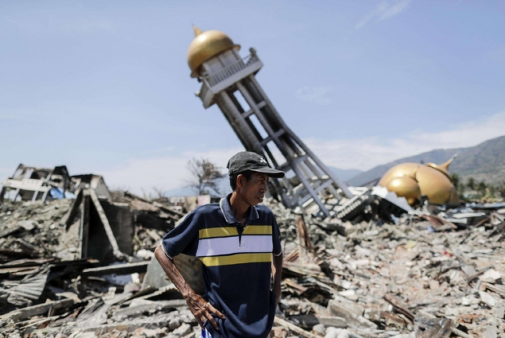 La devastazione alla periferia della città di Palu, Sulawesi (Ansa)
