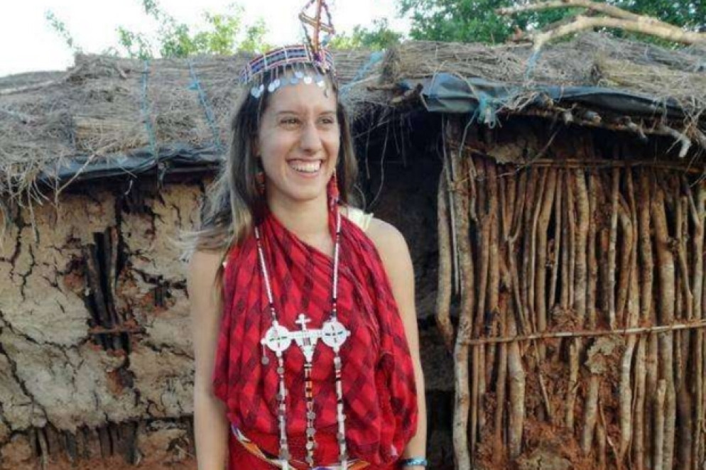 La giovane che sarebbe stata coinvolta nel rapimento si chiama Silvia Romano e lavora come volontaria per l'organizzazione Africa Milele Onlus