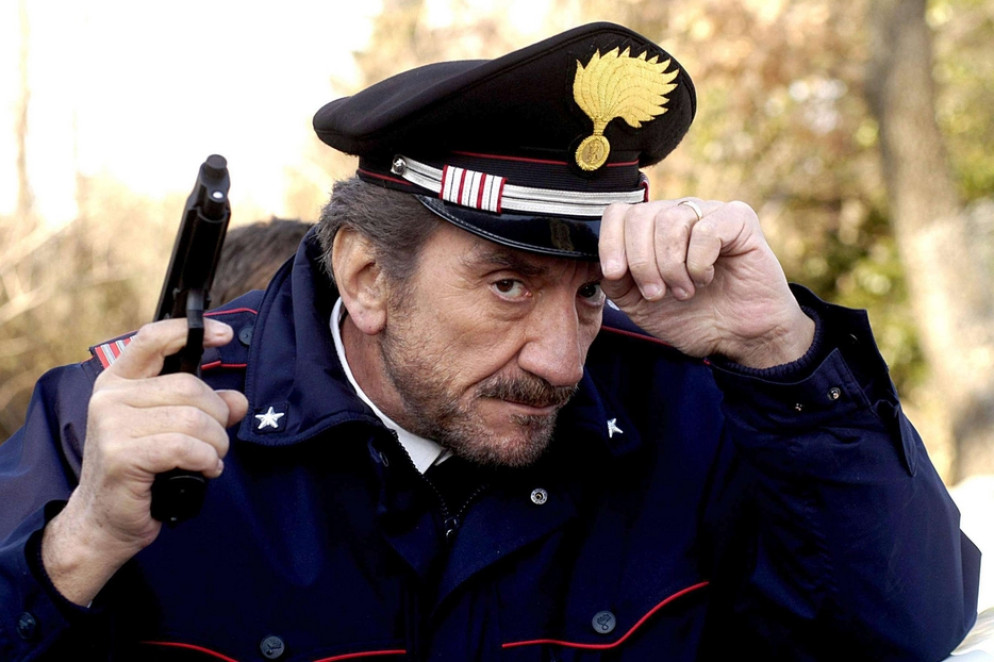 Gigi Proietti , nel ruolo del maresciallo Rocca - Ansa