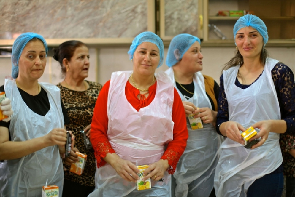 Donne di Qaraqosh ai corsi di formazione per l'uso dei prodotti agricoli, organizzati da Avsi