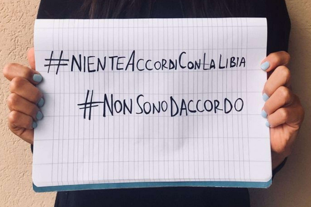 Molti italiani si sono detti contrari al rifinanziamento degli accordi con Tripoli. Sia per i diritti umani non rispettati, sia per il doppio gioco con la Turchia per il controllo del Mediterraneo - Ansa / Pablo Tosco / us Oxfam Italia