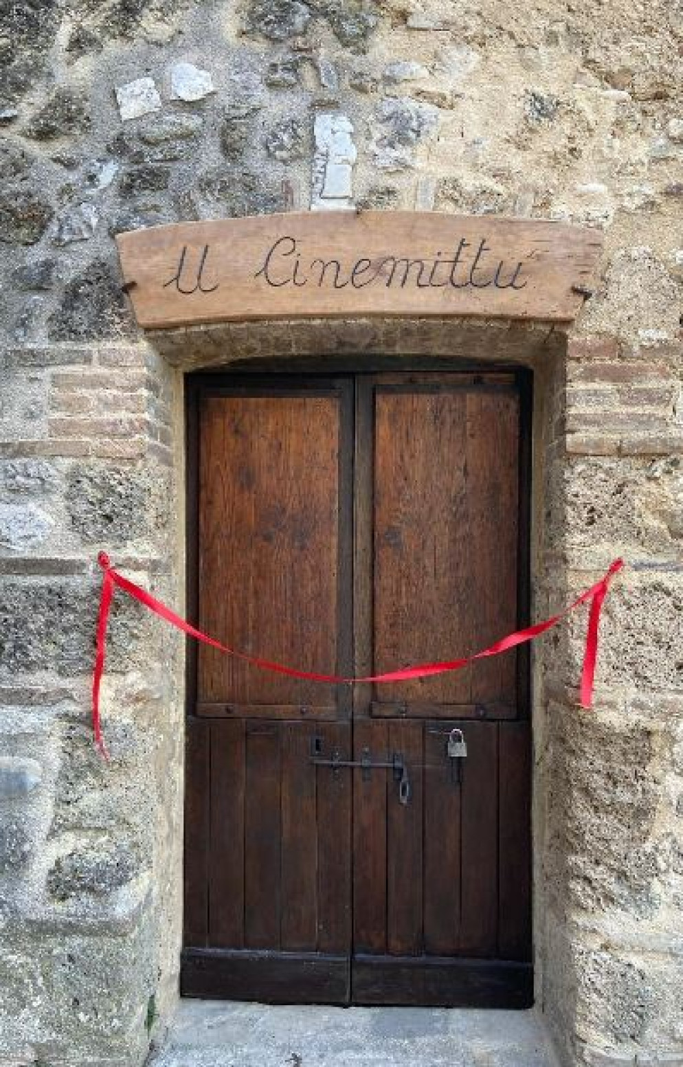 L'inaugurazione di U Cinemittu a Longone Sabino