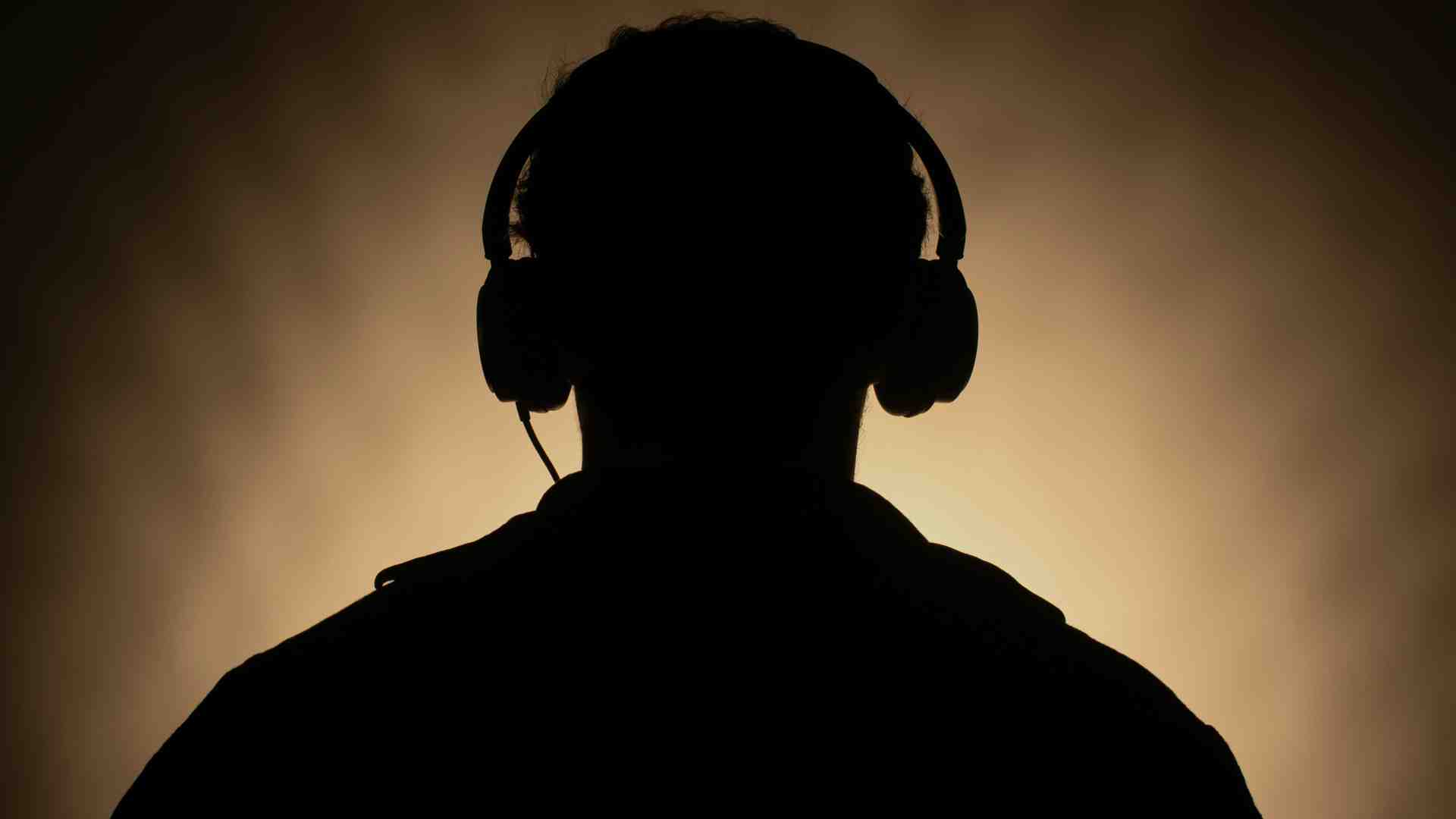 Crescono i ricavi dei musicisti italiani su Spotify, anche grazie agli ascoltatori esteri