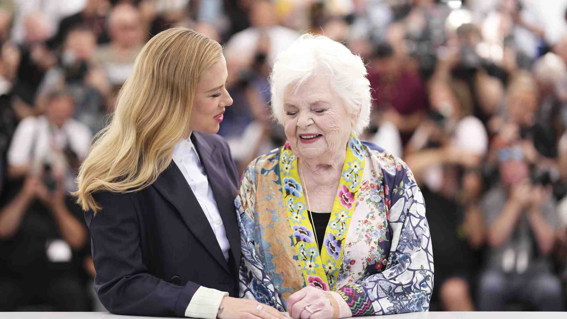 Brave June Squibb e Scarlett Johansson. “Fuori” è bocciato e l’Italia è già pronta a recriminare