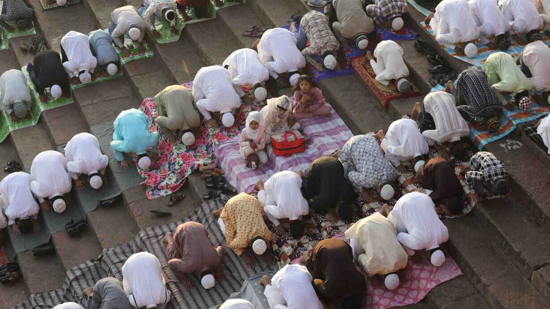 Così i Fratelli musulmani vogliono “piegare” la Francia