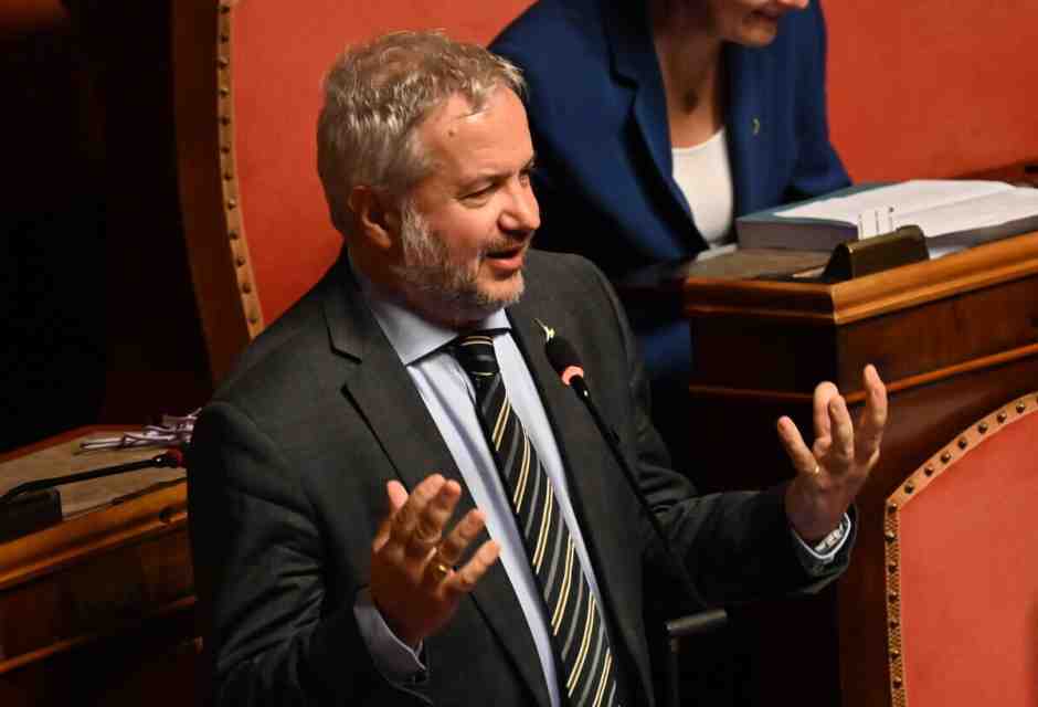 Ora la Lega vuole uscire dal Pnrr. Borghi: "Serve una seria riflessione"