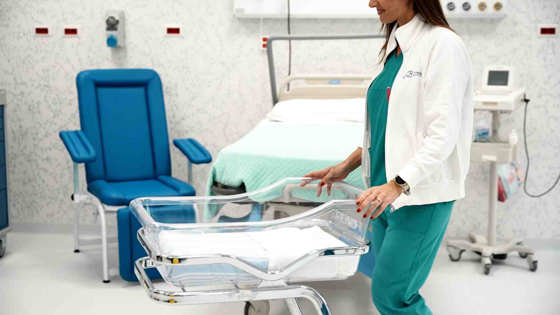 Il silenzio sulla crisi demografica si può combattere nelle aule