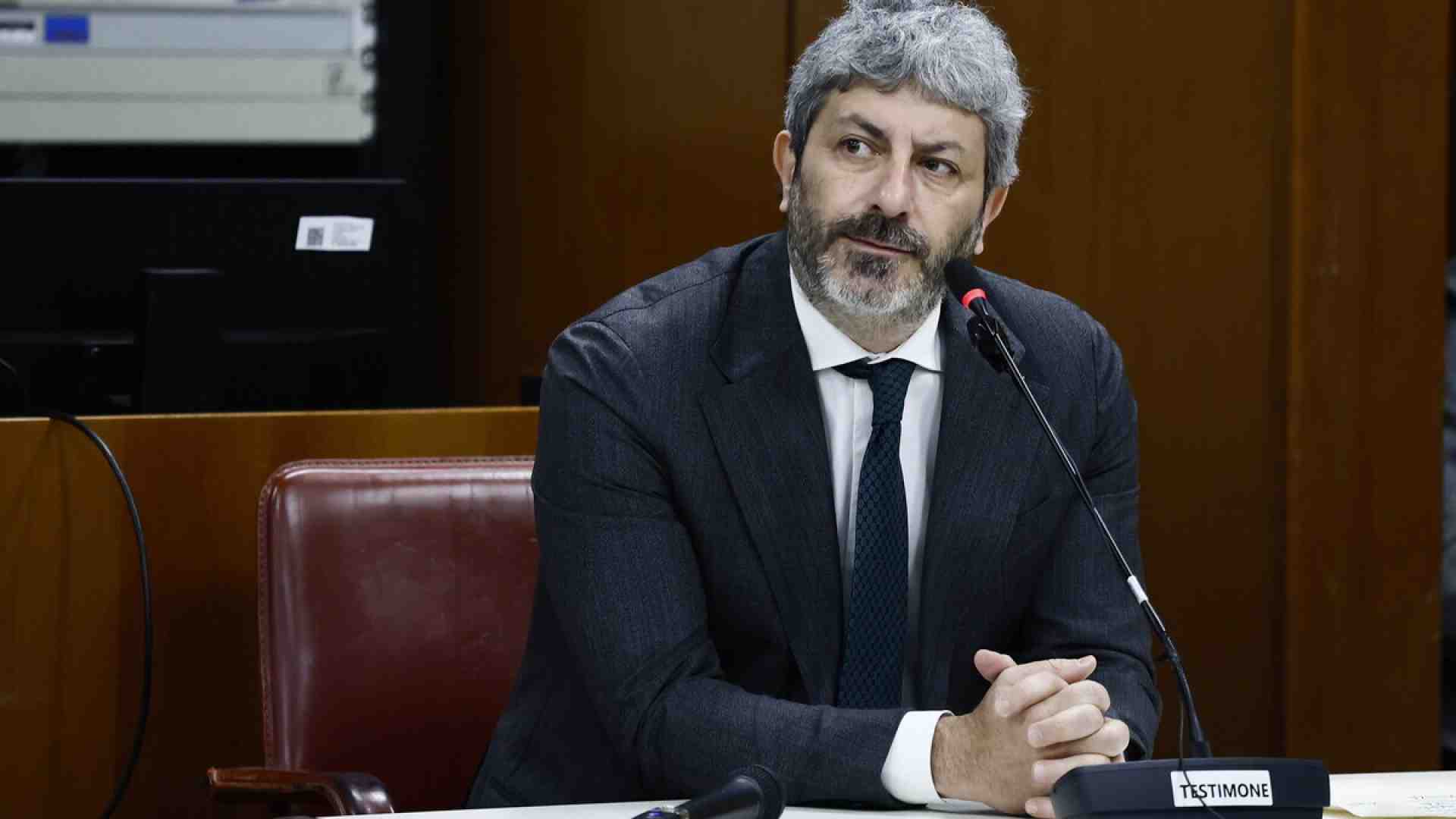 Roberto Fico "'a purpetta". In Campania imbarca il figlio di Cesaro e cerca Mastella, che avvisa: "I 5s non rompano"