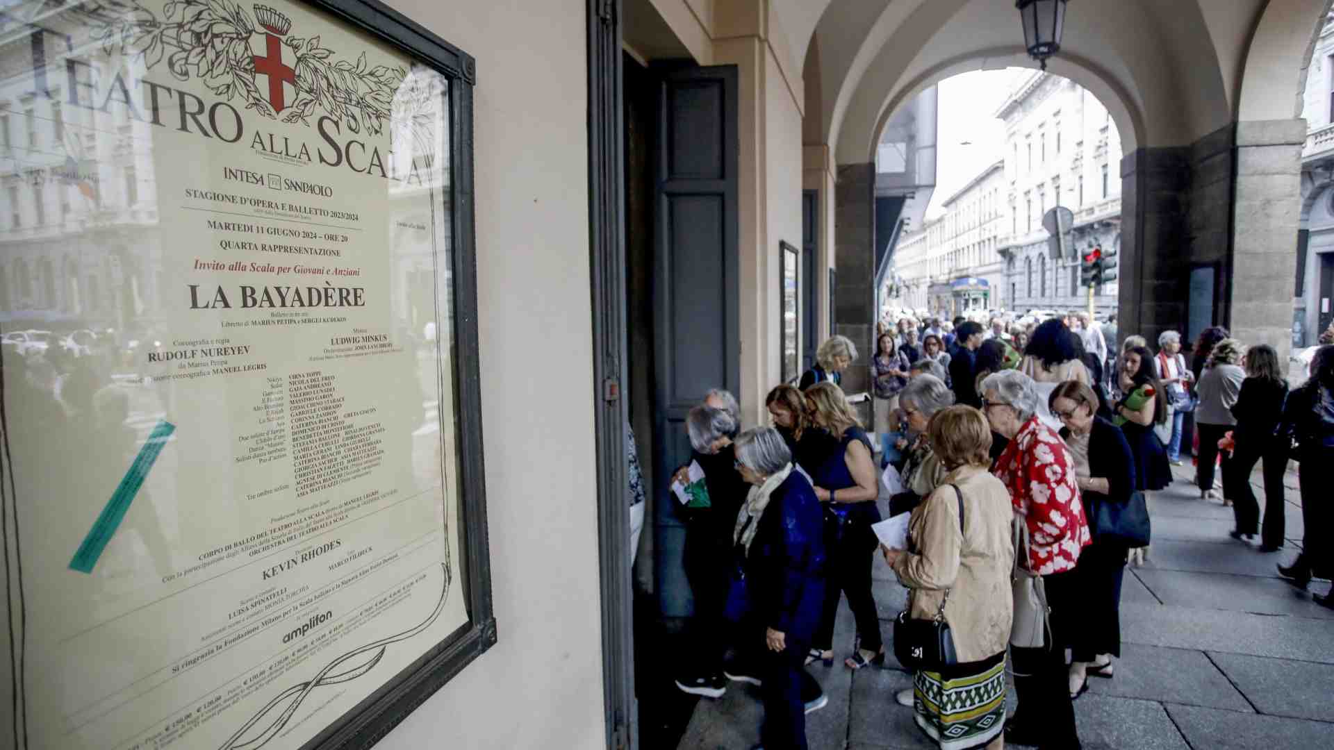 Alla Scala, con qualche défaillance, l’opera di Mozart ragazzino scritta per Milano