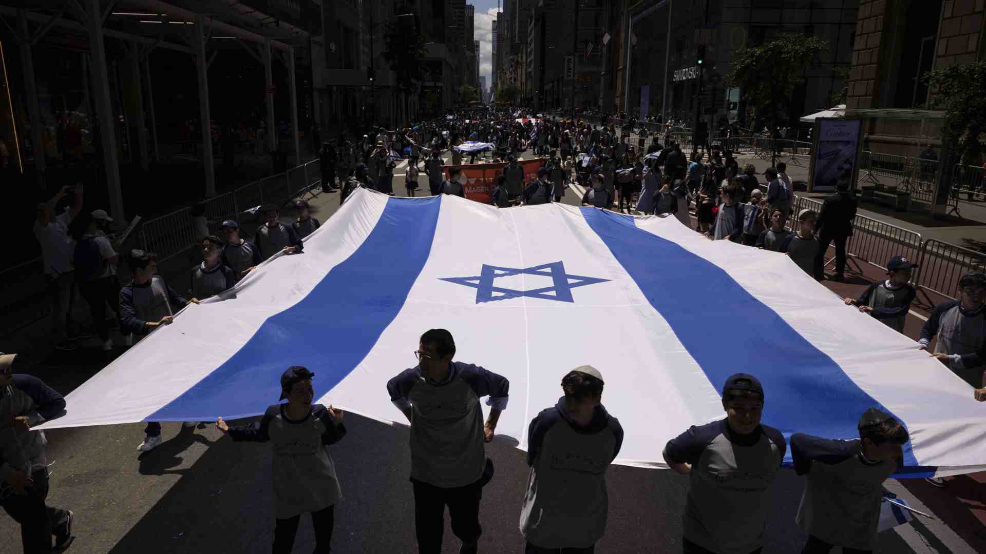 Invito a rileggere gli articoli di Rosellina Balbi